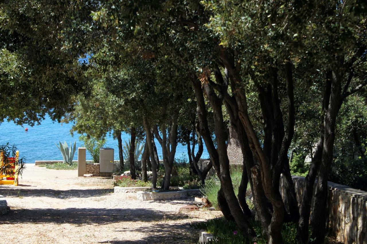 Apartments By The Sea Mandre, Pag - 6284 科兰 外观 照片